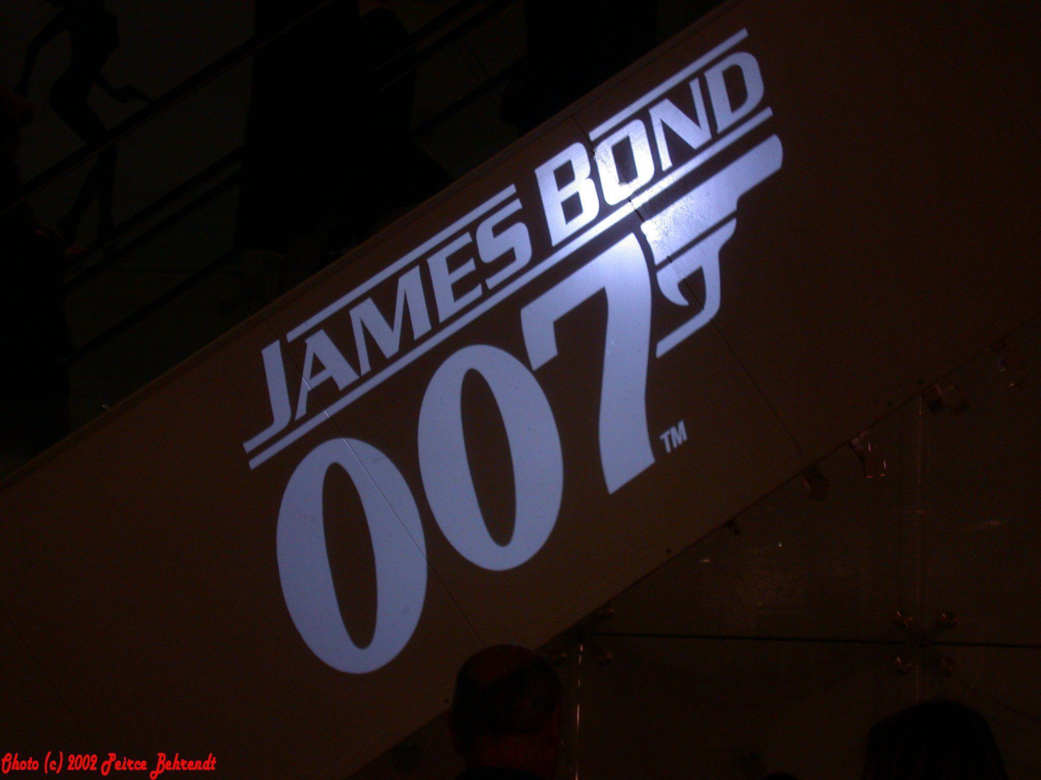 OO7 Logo - James Bond 007 Logo Wallpaper