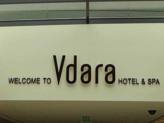 Vdara Logo - The entrance from the walking connecting to Bellagio and the tram ...