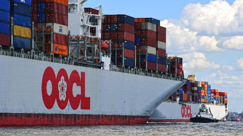 OOCL Logo - OOCL revenue and volumes rise in first quarter :: Lloyd's List