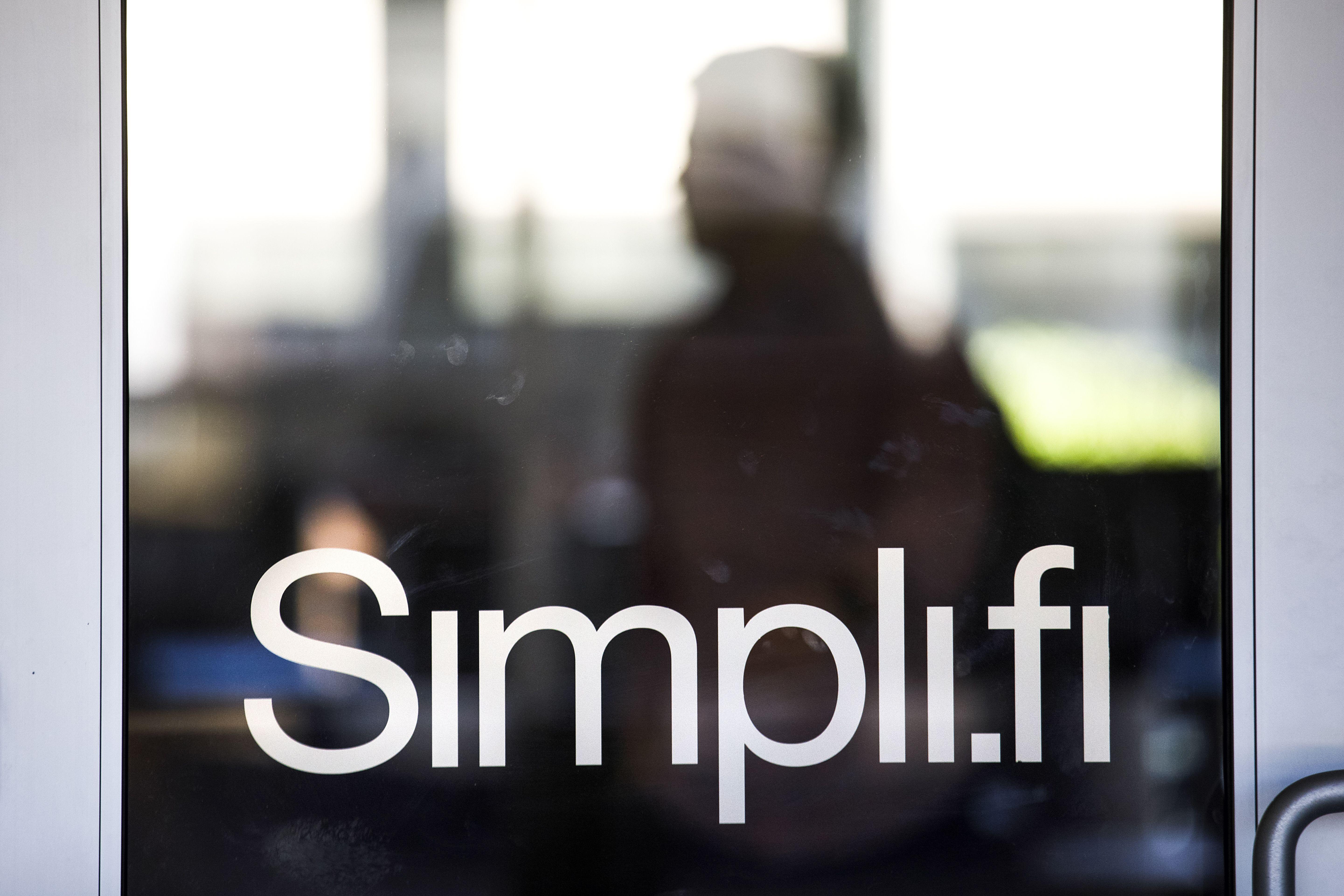 Simpli.fi Logo - 2018 Top 100 Places to Work: Simpli.fi