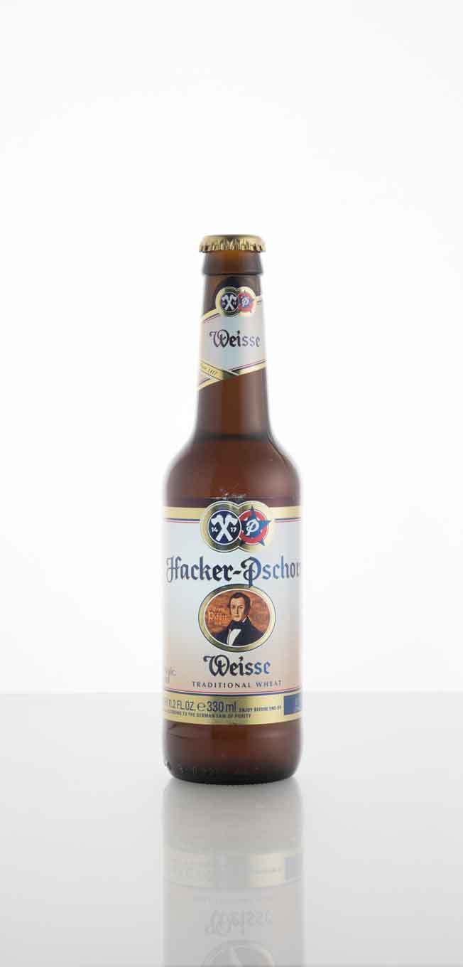 Hacker-Pschorr Logo - Review: Hacker- Pschorr Weisse | Craft Beer & Brewing