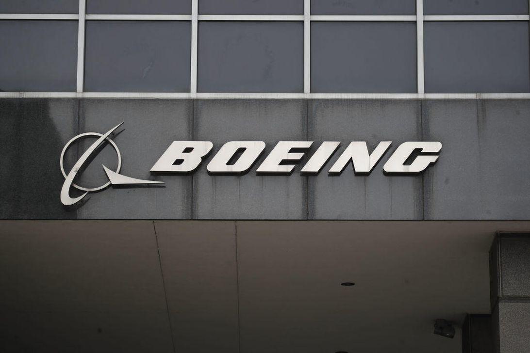 Dreamliner Logo - Boeing faces accusations of negligence at Dreamliner plant