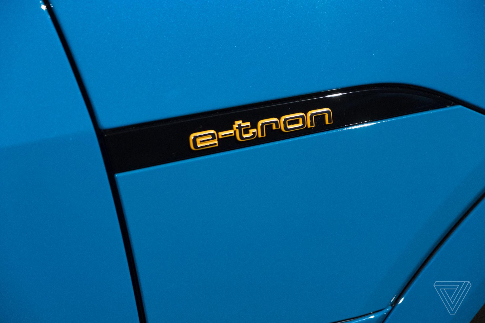E-Tron Logo - Audi's E-tron SUV will be delayed due to regulatory approval over a ...