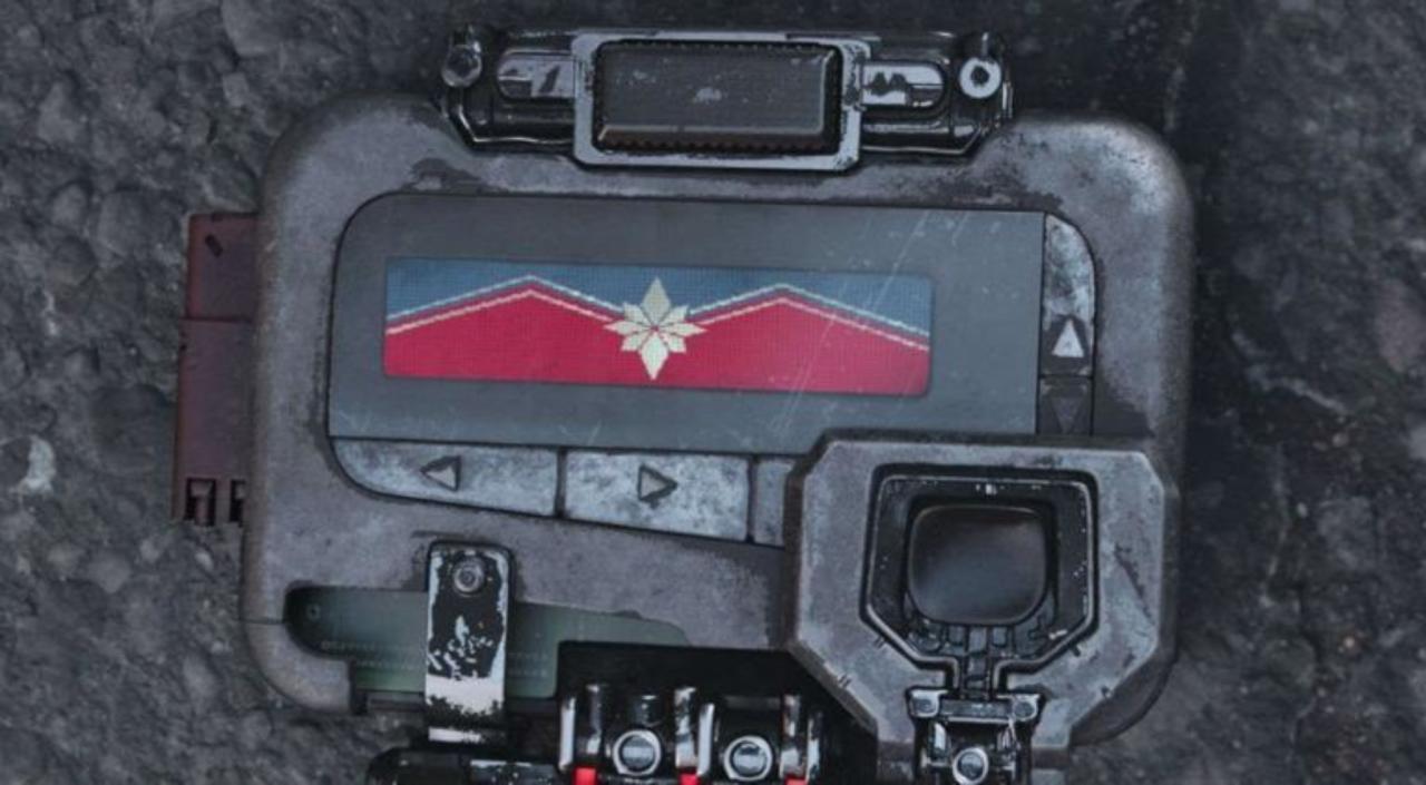 Pager Logo - Captain Marvel' Finally Explains Nick Fury's 'Infinity War' Pager