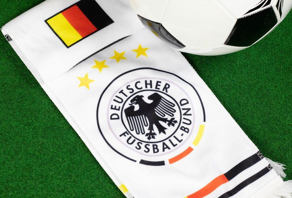DFB Logo - DFB Logo Auf Einem Schal. ✅ Marco Verch Is A Professional P