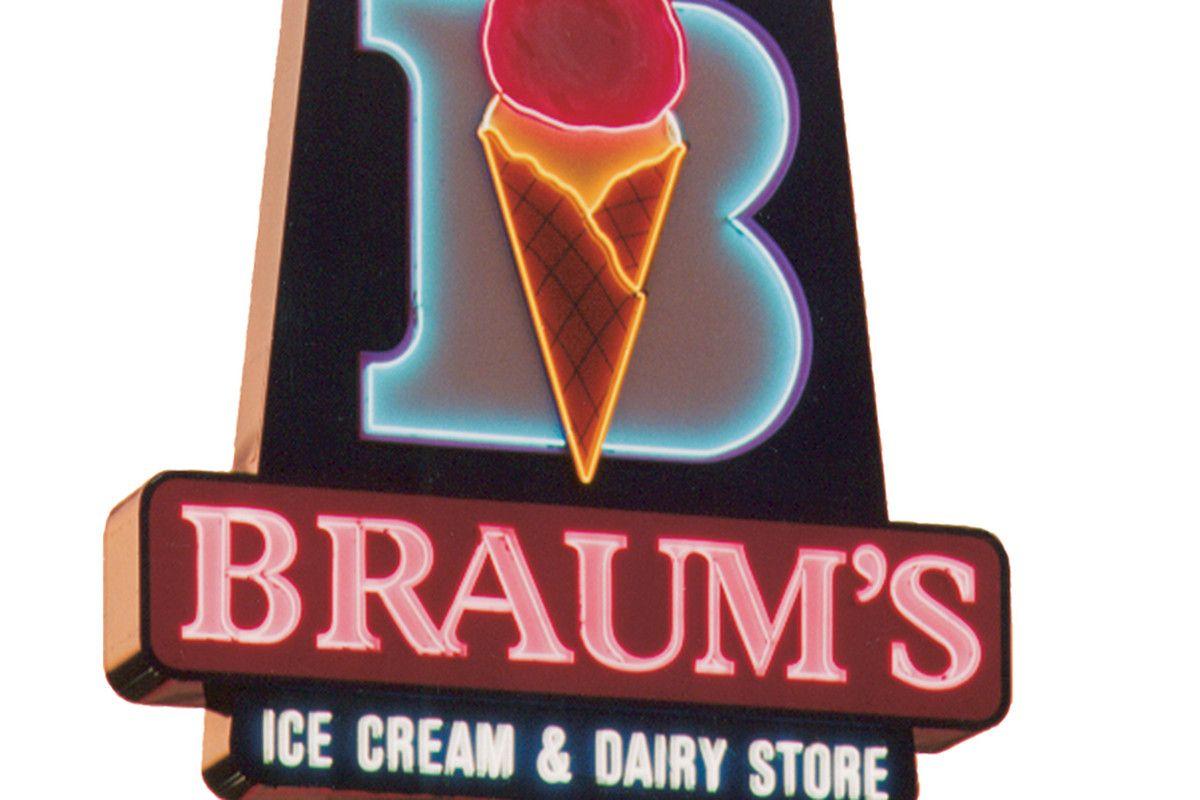Bramus Logo - Denton Braum's Employee Gets Punched In The Face For Forgetting