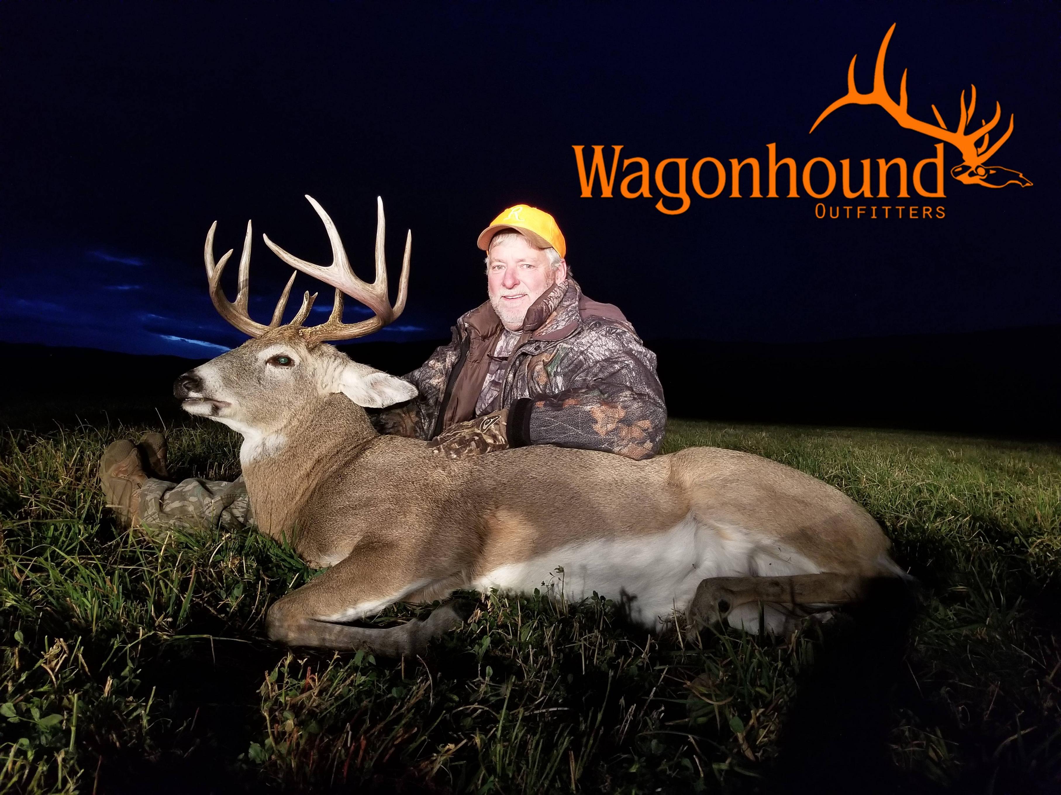 Wagonhound Logo - Elk, Deer, Bear & Antelope Hunting Outfitters In Wyoming ...