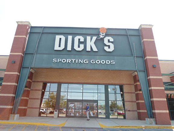 Dickssportinggoods.com Logo - DICK'S Sporting Goods Store in Avon, IN | 180
