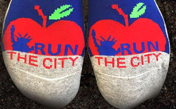 Balega Logo - These NYC Marathon Socks Benefit Kids With Special Needs