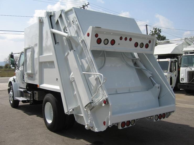 Pak-Mor Logo - 2001 Sterling Pak-Mor Rear Loader for Sale by Prince Motors