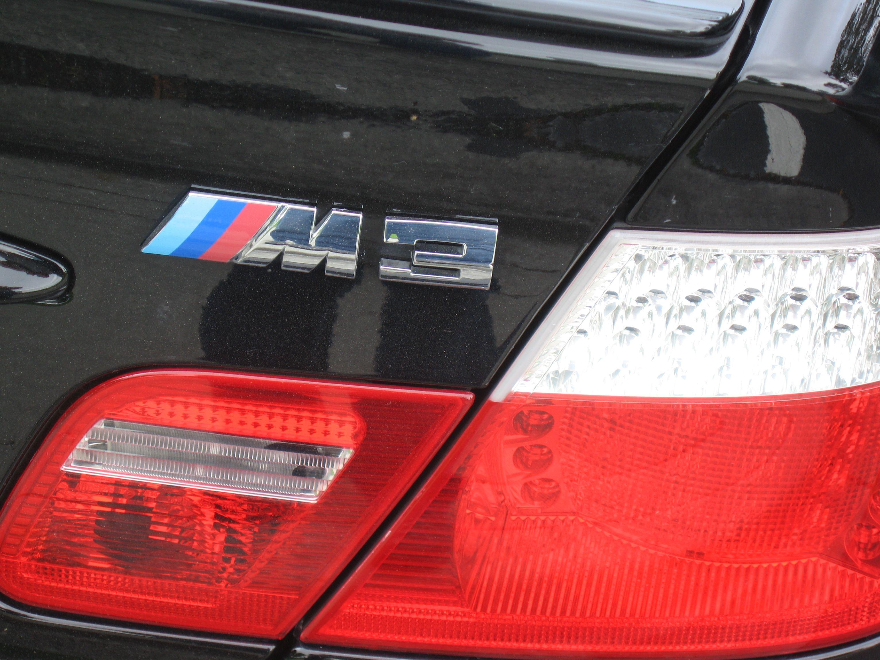 BMW M3 Logo - Black BMW M3 E46 writing