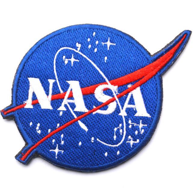 NASA Vector Logo - BZ0067# Original Embroidered NASA Vector Logo Patch And Pin Set