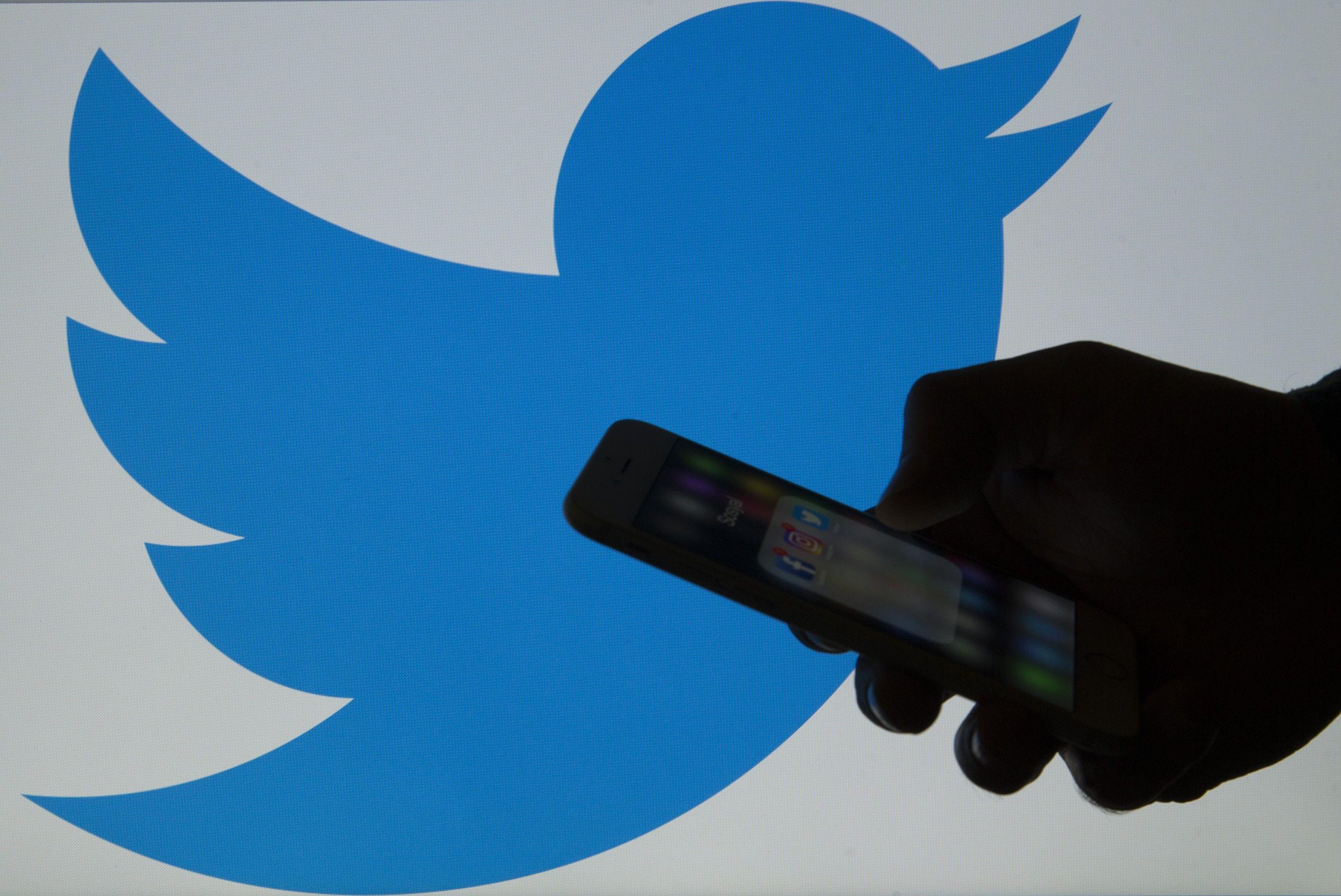 Twitter's Logo - Twitter Finds 200 Accounts Linked to Russian Agents
