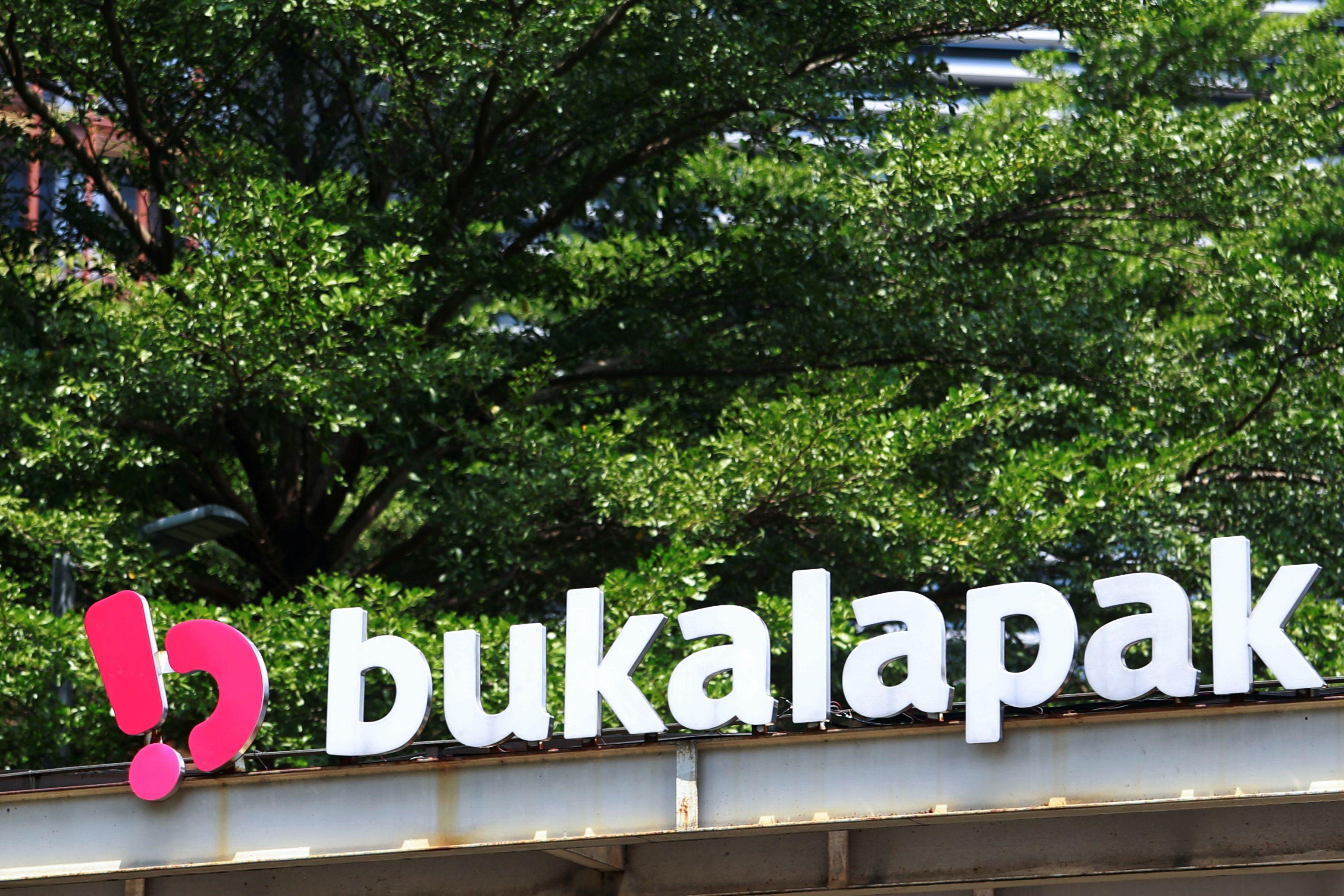 bukalapak Logo - Shares in Indonesia's Bukalapak extend