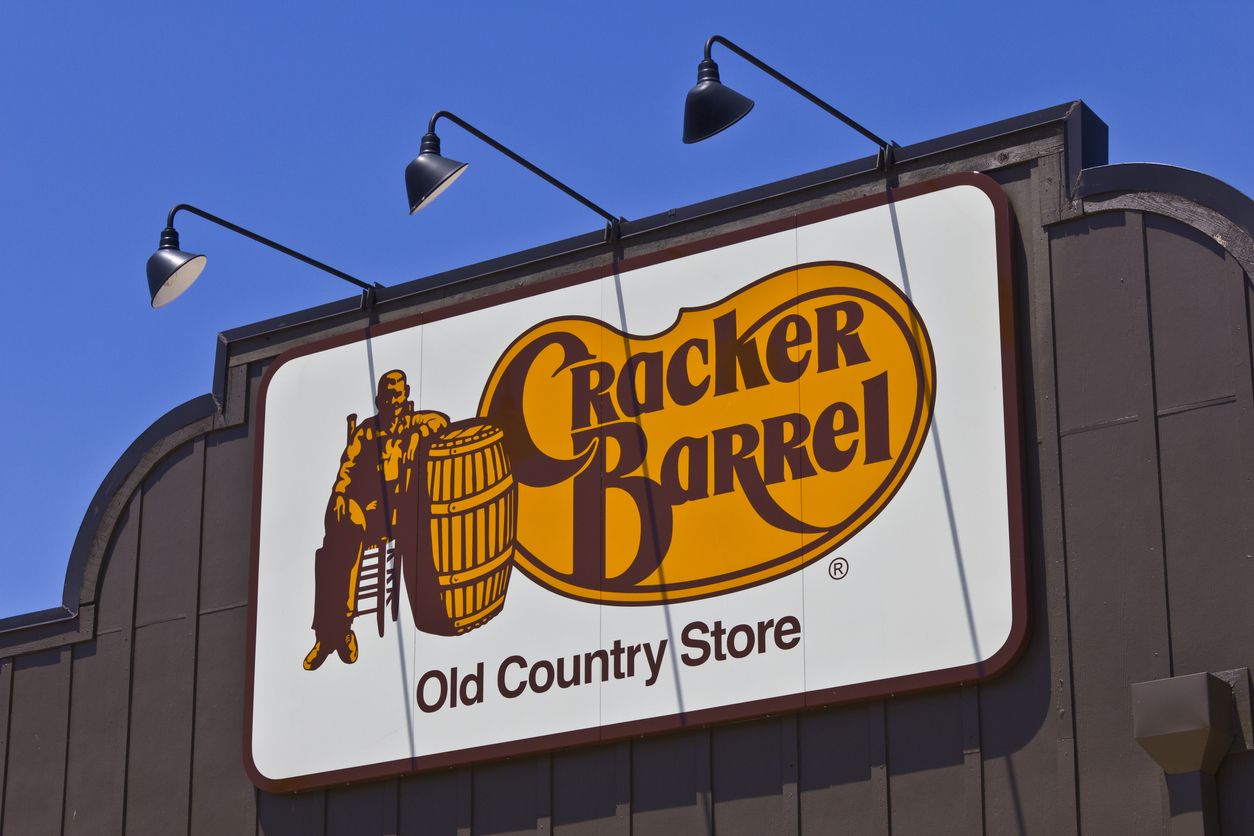 Cracker Barrel Logo - Top Stories of 2025: Cracker Barrel's new logo is a case study in what not  to do - PR Daily