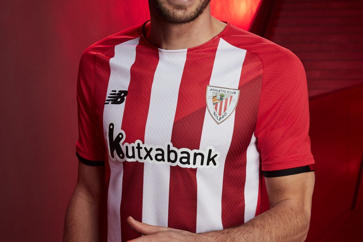 Athletic Bilbao Logo - Athletic Bilbao Highlights Basque Country Bonds with 2021-22 Home Kit –  SportsLogos.Net News