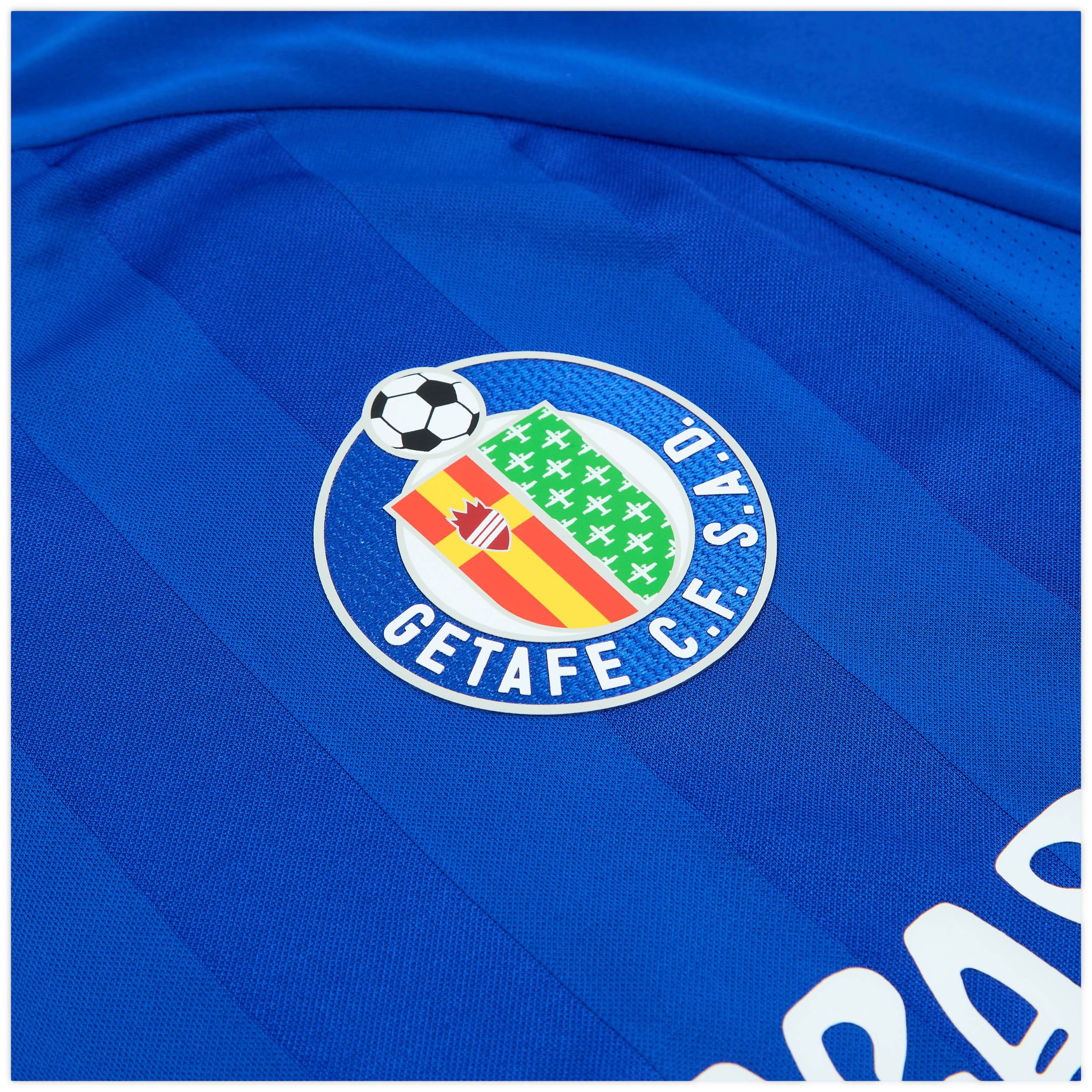 Getafe Logo - 2025-26 Getafe Home Shirt