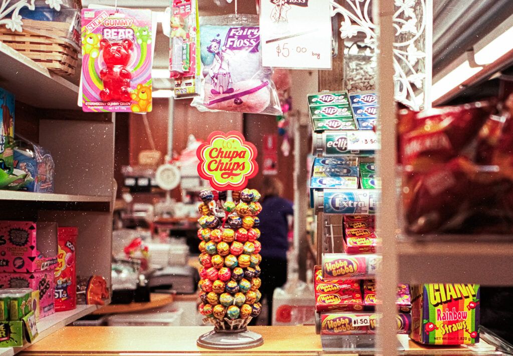 Chupa Chups Logo - The Story Behind Salvador Dalí's Iconic Chupa Chups Logo - Adam Insights