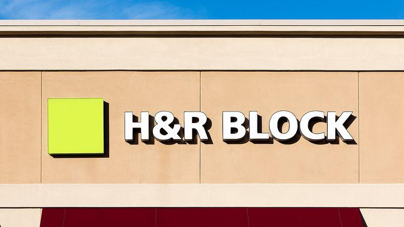 H&R Block Logo - H&R Block Is Closing 400 Locations