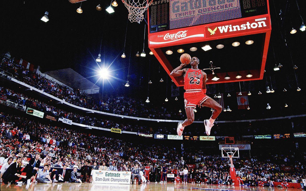 Michael Jordan Dunk Logo - Michael Jordan Reason No. 1: This Dunk