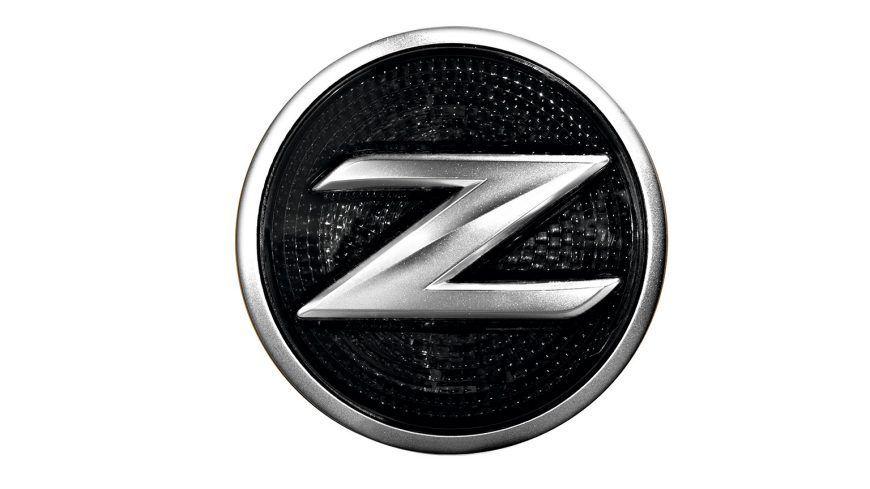 White Car Logo - Design Nissan 370Z - Coupe - Sports Car | Nissan