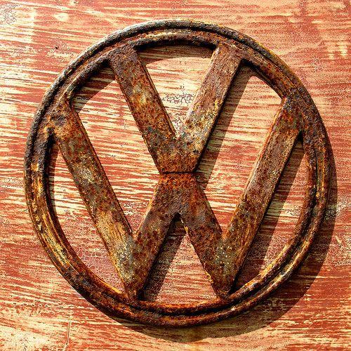 Rustic VW Logo - vw badge. vw combi :-). Rouille, Volkswagen et Deco