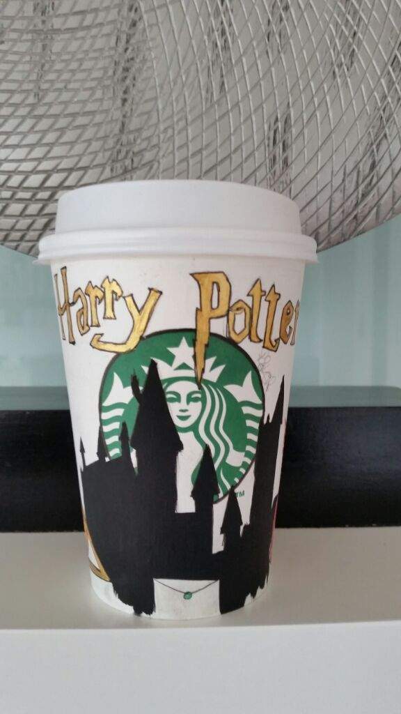 Harry Potter Starbucks Logo - Harry Potter Starbucks Cup | Harry Potter Amino