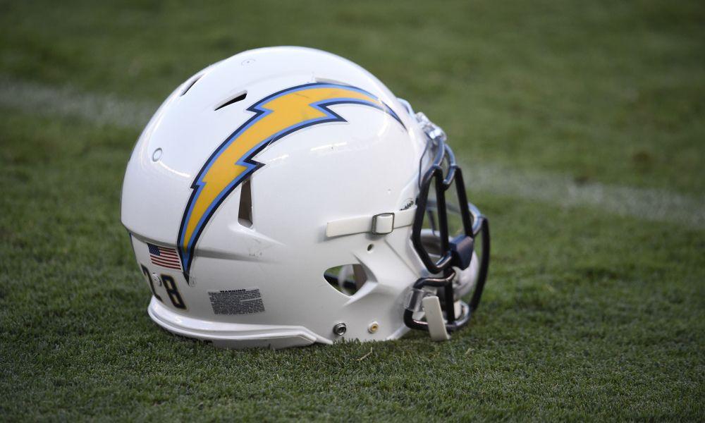Chargers Football Logo - Los Angeles Chargers change logo for the third time in 2 days | For ...
