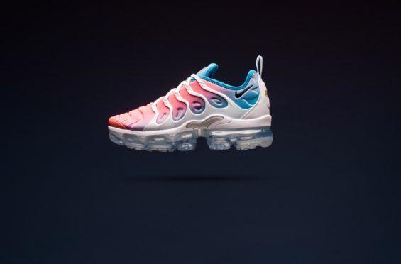 Nike Vapor Max Logo - The Nike WMNS Air VaporMax Plus Lava Glow Is Up For Grabs Now