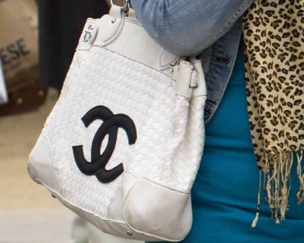 CC Purse Logo - CC