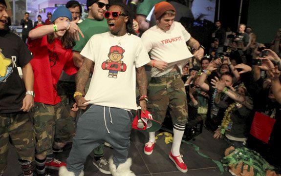 Lil Wayne Trukfit Clothing Logo - Lil Wayne's Trukfit Clothing Line Will Be Sold In Macy's Starting In ...