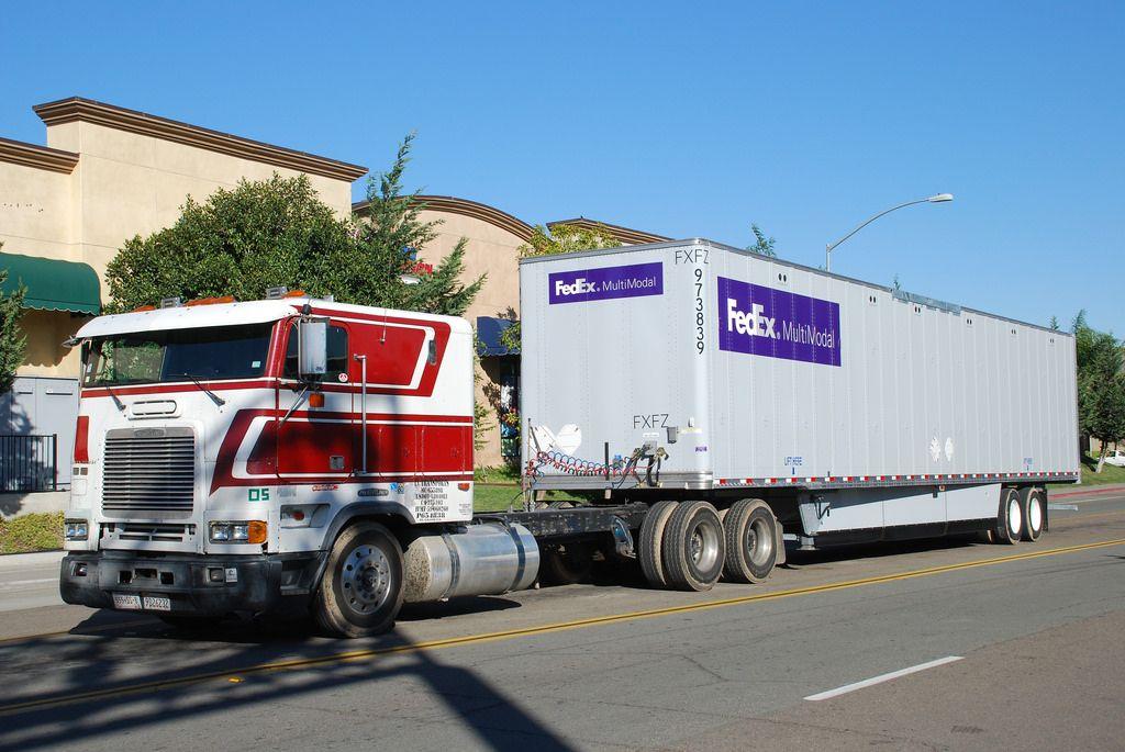 FedEx Multimodal Logo - FedEx MultiModal. Freightliner tractor with a FedEx trailer