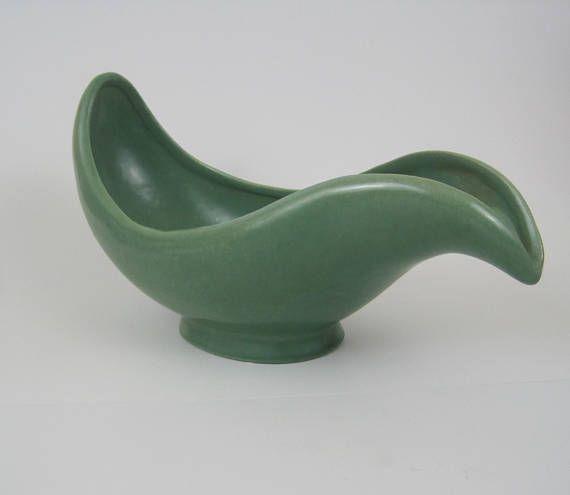 Green Tail and Red Wing Logo - Red Wing Ceramic Pottery 1582 Console Bowl Matte Green MCM Modernist ...