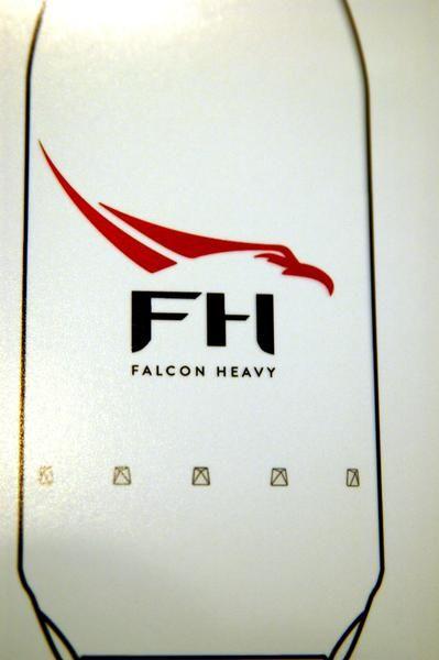 Falcon Heavy Logo - SpaceX Falcon Heavy 