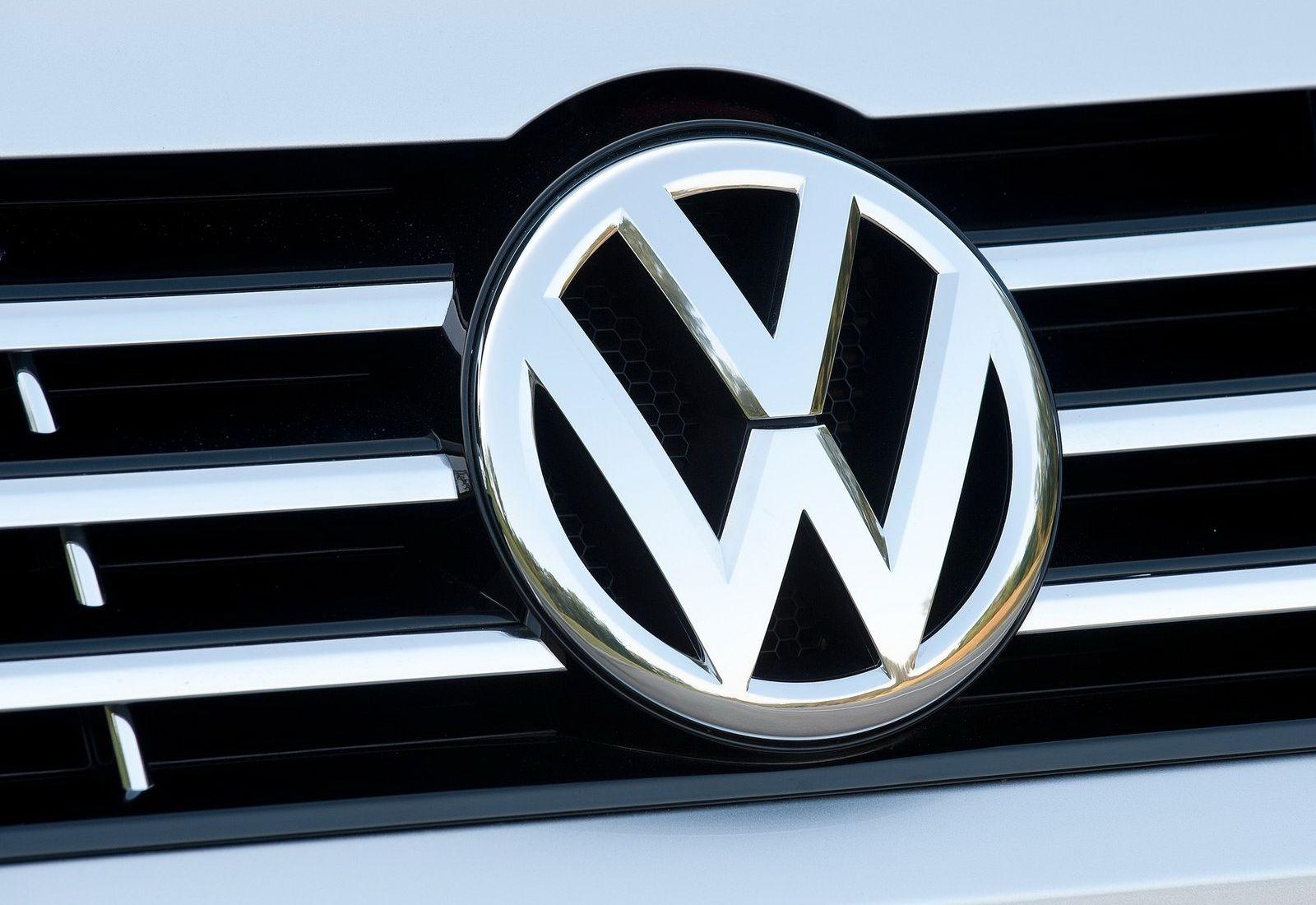 VW Car Logo - Volkswagen Logo, Volkswagen Car Symbol Meaning and History. Car