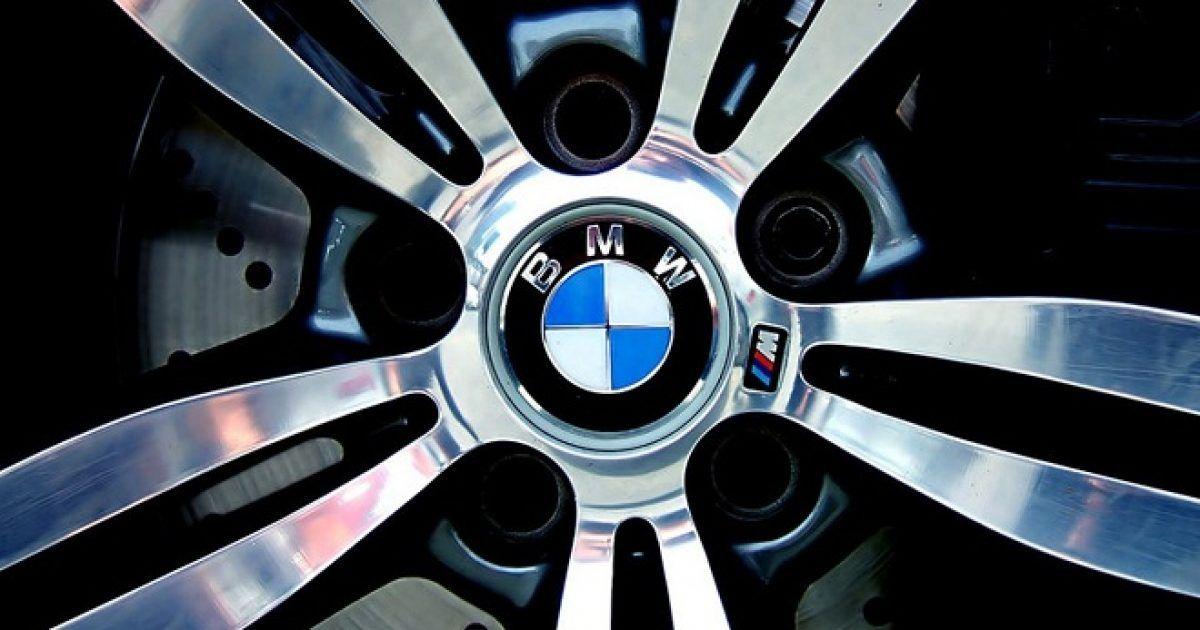 BMW Logo - BMW Logo Evolution Story | Think Marketing