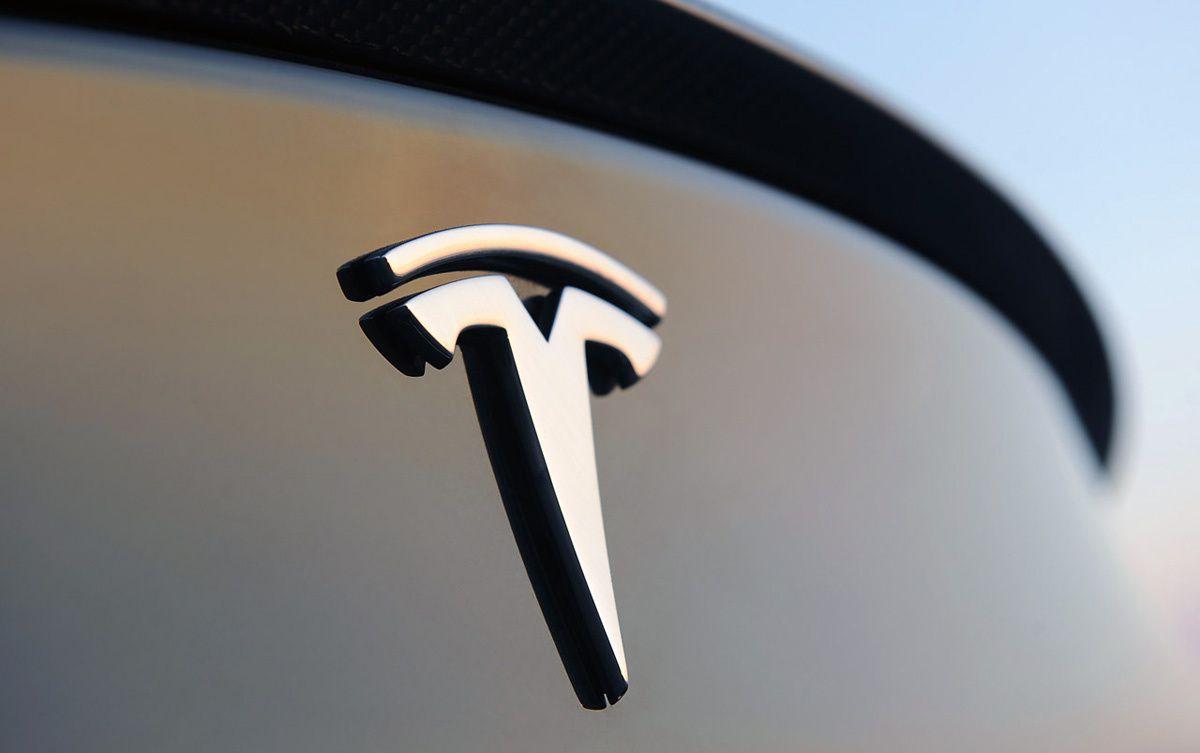 Tesla Auto Logo - The striking similarities between Apple and Tesla – BGR