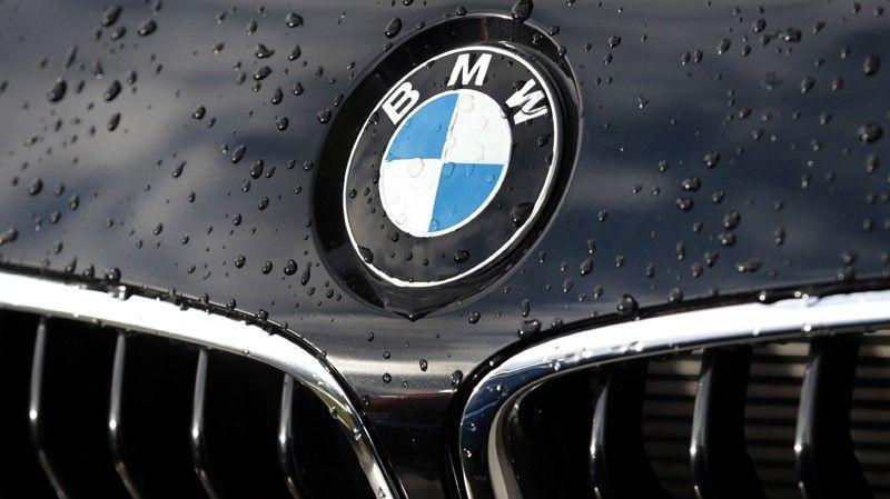 BMW Logo - London police accuse teen of buying BMW in Ottawa with stolen ID ...