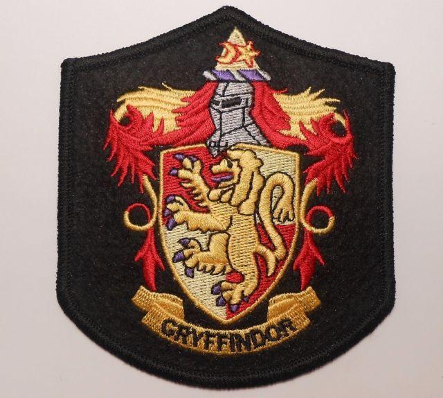 Harry Potter School Logo - Harry Potter Gryffindor Hogwarts School of Magic Emblem Logo Iron on ...
