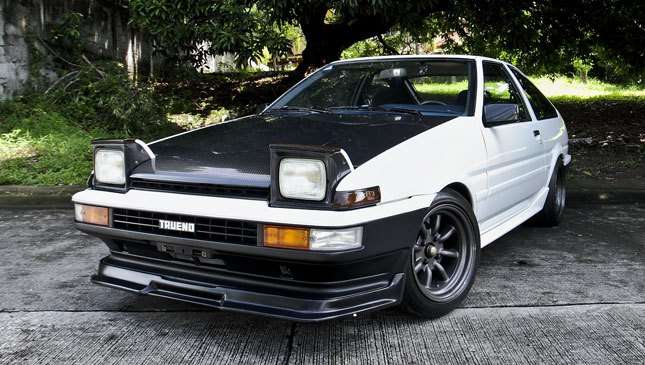 AE86 Toyota Logo - How a father convinced his son to buy a Toyota Corolla AE86
