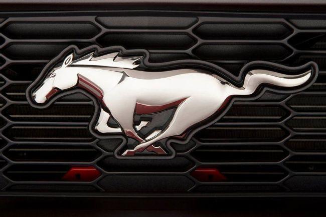 Running Mustang Logo - Evolution of the Ford Mustang Running Pony