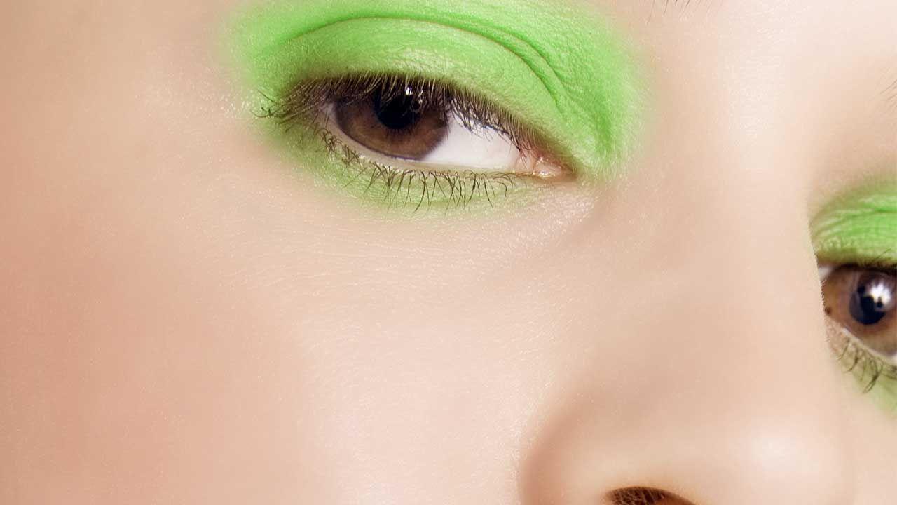Lime Green Eye Logo - How to Wear Lime Green Eye Makeup'Oréal Paris
