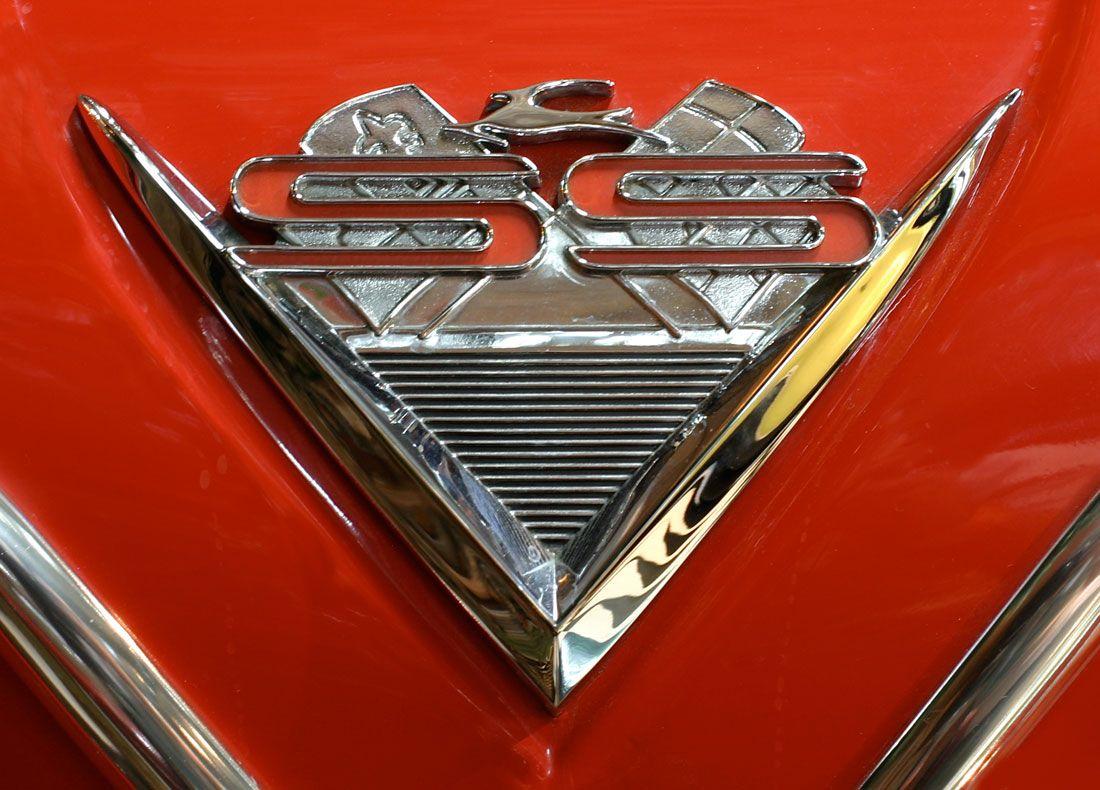 Old Chevrolet Car Logo - V Emblems
