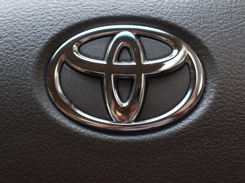 Red Toyota Logo - Toyota Logo, Toyota Car Symbol Meaning and History | Car Brand Names.com
