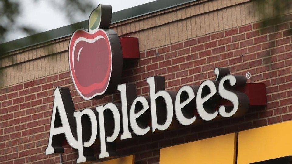 Applebee's Old Logo - Millennials, Applebee's is done trying to win you over - Chicago Tribune