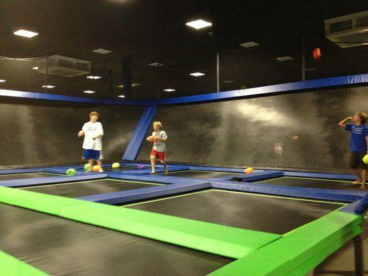 Off the Wall Trampoline Logo - Off The Wall Trampoline Center in Miami! | Rainy Day Activities ...