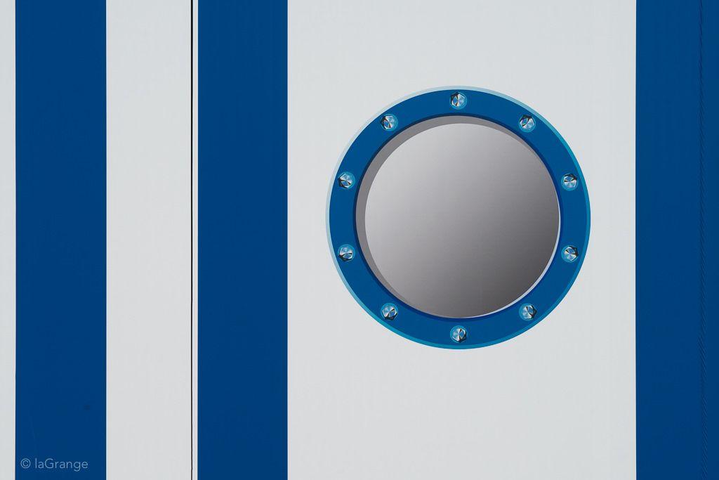 Blue Circle with 3 Blue Lines Logo - 3 blue lines | Luc Vangindertael - laGrange | Flickr
