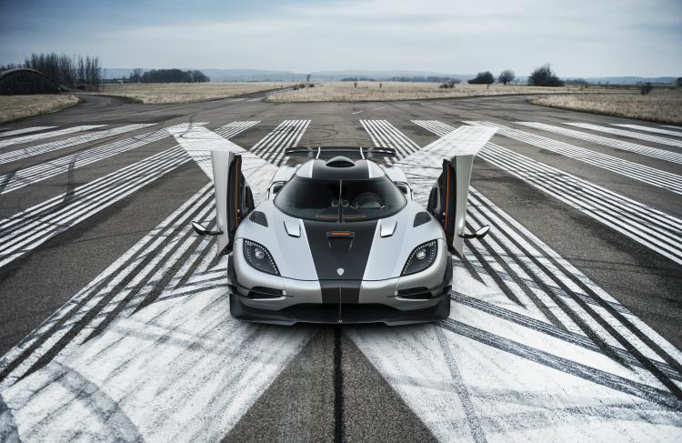 Sports Car Exotic Koenigsegg Logo - New York Auto Show: 5 exotic car brands you must check out