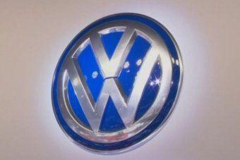 Small Volkswagen Logo - Volkswagen emissions scandal: Only small group to blame for cheating ...