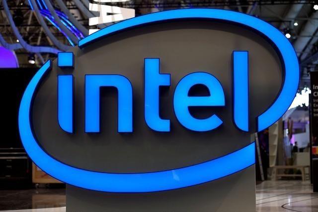 Chipset Intel Logo - Intel shares fall as investors worry about costs of chip flaw